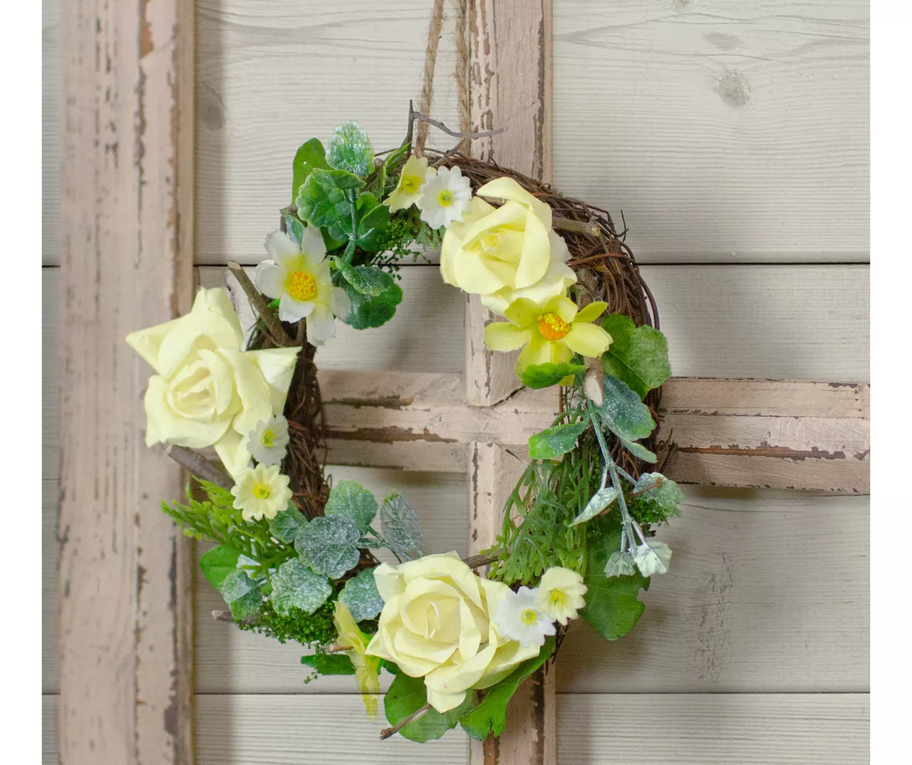 7" Floral & Foliage Mini Twig Wreath 2 7" Floral & Foliage Mini Twig Wreath - Image 2