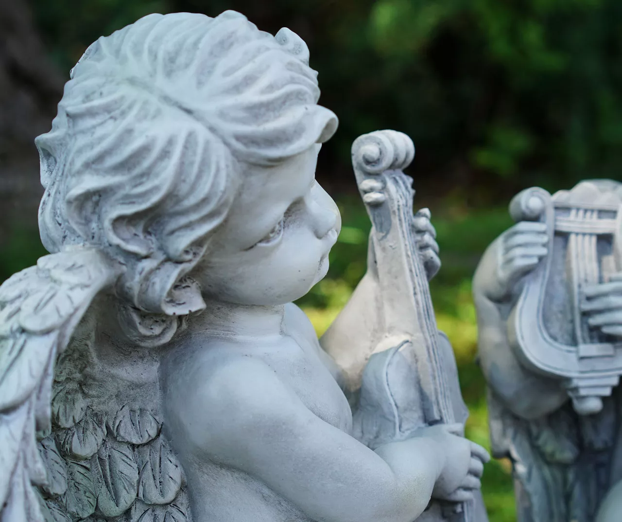 Northlight Musical Cherub Angels 2-Piece Garden Statuary Set 3 Northlight Musical Cherub Angels 2-Piece Garden Statuary Set - Image 3
