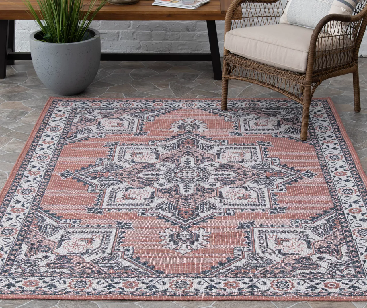 Broyhill Braiden Orange & Navy Floral Medallion Outdoor Area Rug 2 Broyhill Braiden Orange & Navy Floral Medallion Outdoor Area Rug - Image 2