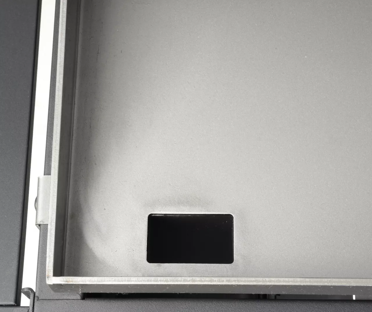 3-Burner Folding Gas Griddle With Lid 7 3-Burner Folding Gas Griddle With Lid - Image 7