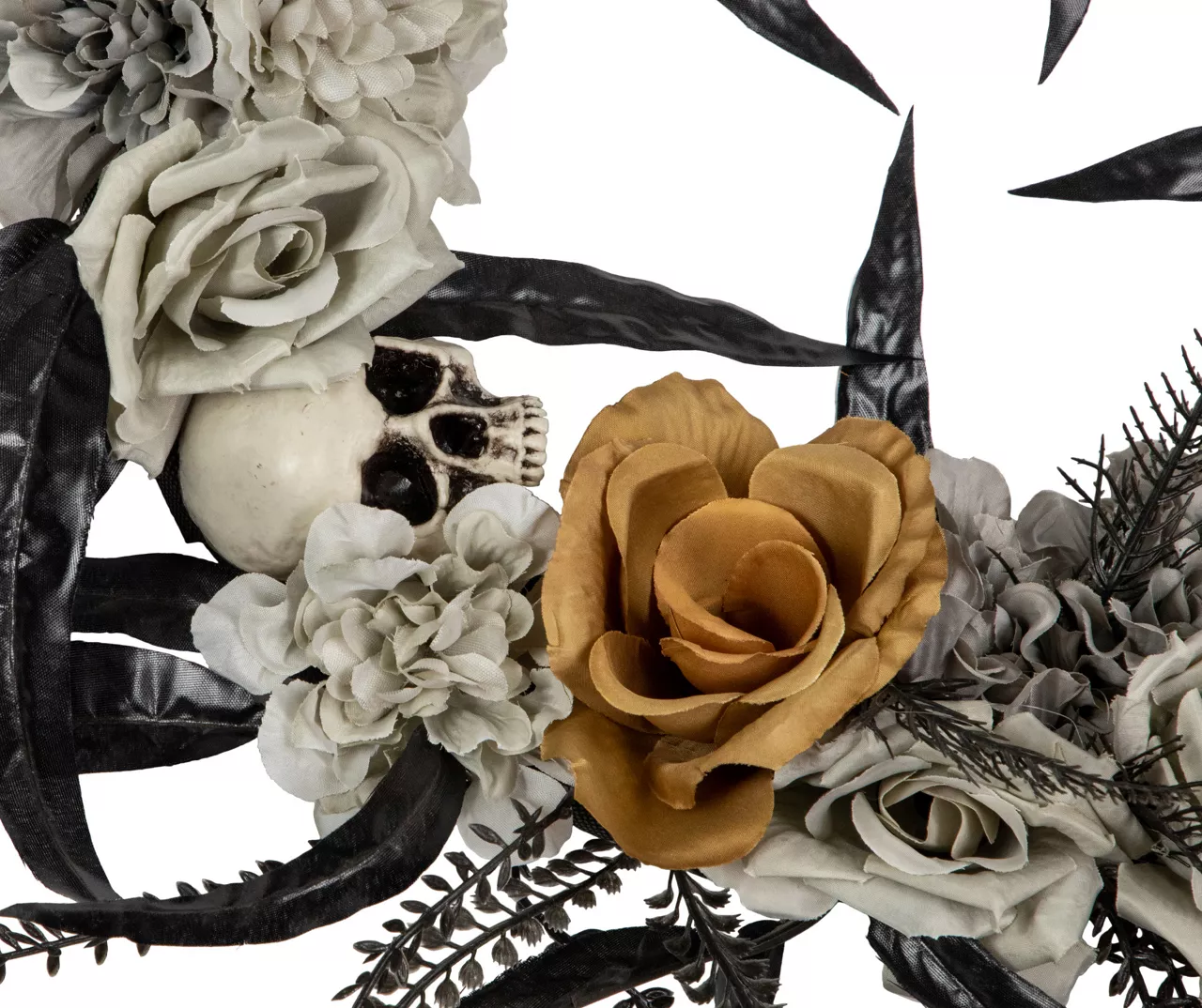 14" Skull, Rose & Leaf Wreath 3 14" Skull, Rose & Leaf Wreath - Image 3